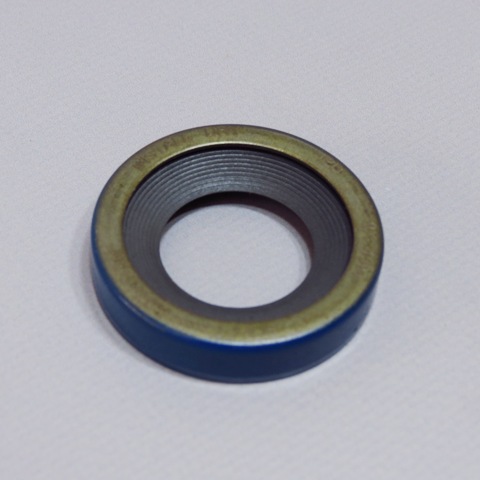 Сальник помпы CAT 3508/3512/3516 Aux