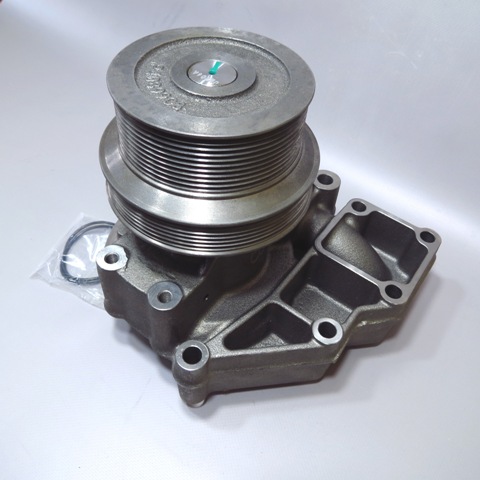 Помпа водяная CUMMINS ISX 15 (10 ручьев)